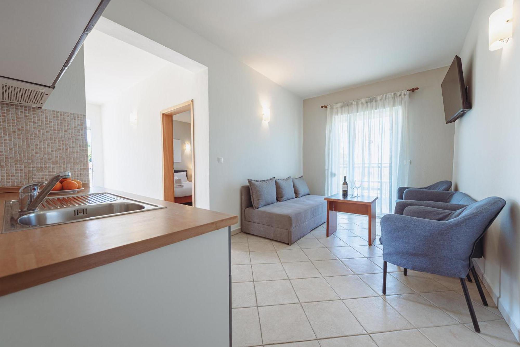 Ampelia Hotel Kassandra Hanioti Bagian luar foto